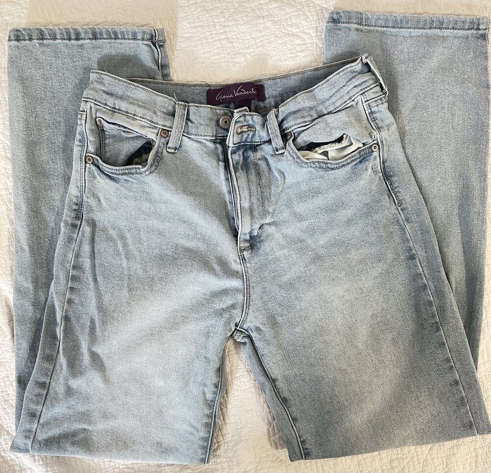 Gloria Vanderbilt Women's Jeans Size 4 Blue with some stretch Preowned *